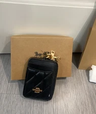 C.OACH CZ467 Zip Card Case Signature Mini Wallet Multi