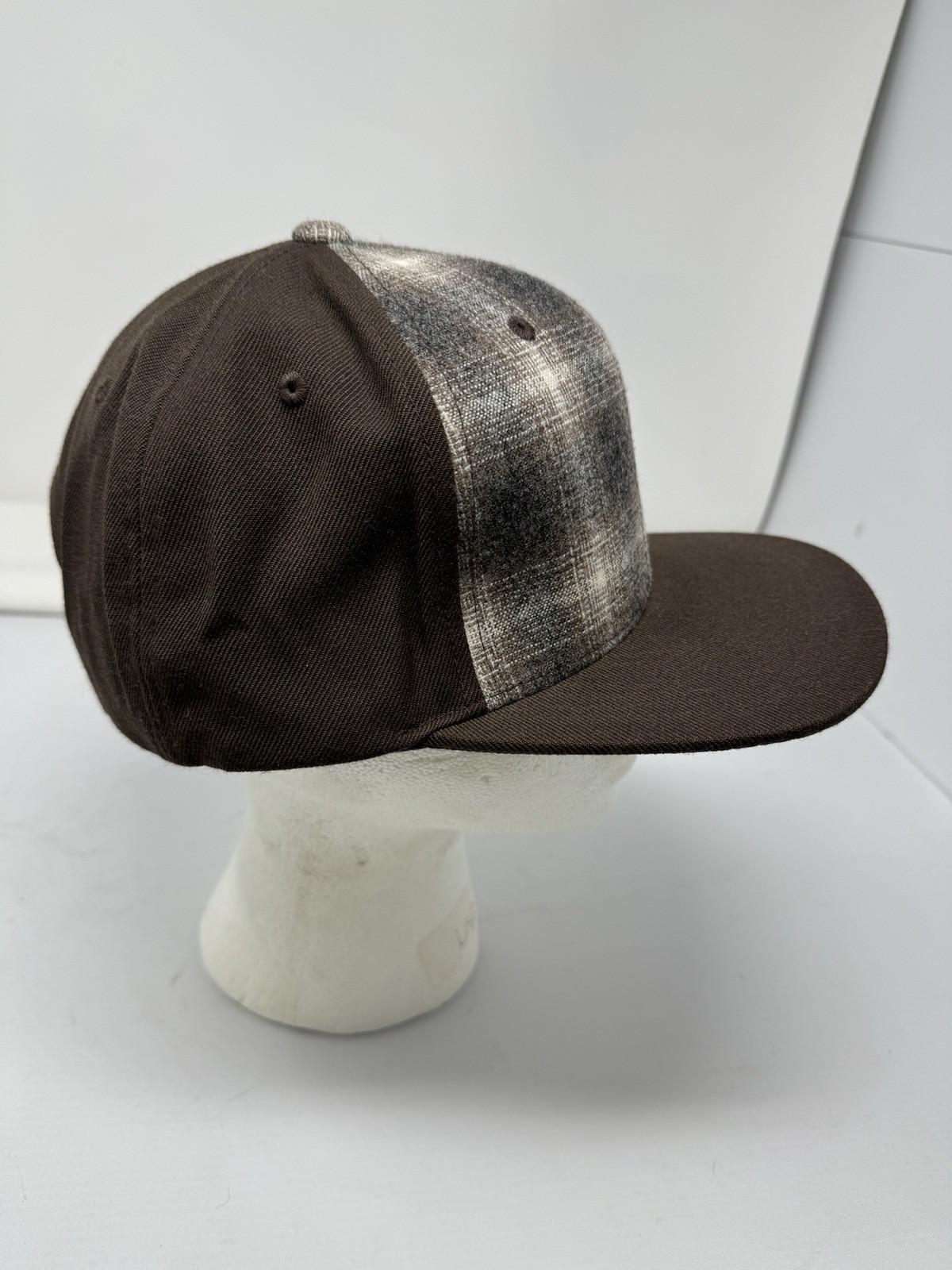Pendleton Logo Flatbrim Plaid  Snapback Hat 100% … - image 3