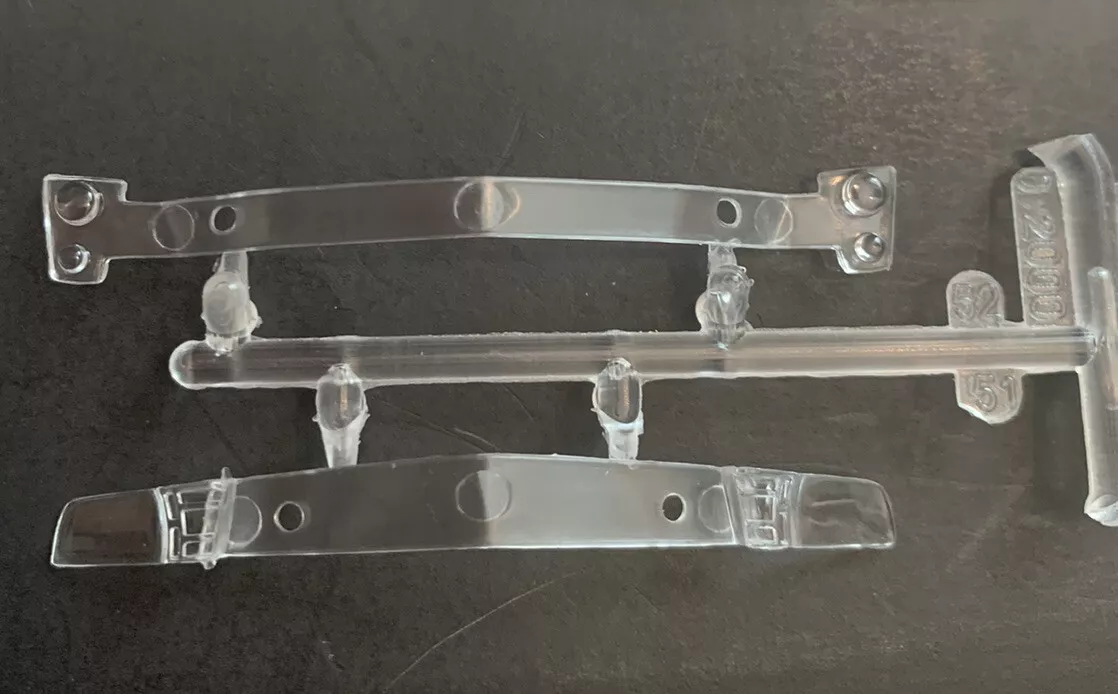 2013 Camaro ZL1 HEADLIGHT CLEAR PARTS 108 1560a Model Car Parts