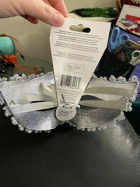 Womens Elegant SILVER Venetian Masquerade Half Mask Costume Accessory New!!! - Image 2 of 2