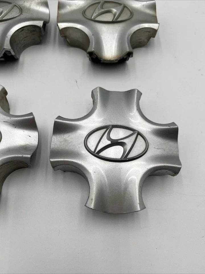 1 ONE 2011-2014 Hyundai Accent Cubierta de tapa central de rueda genuina 52960-1R500 ÚNICA Foto 3 de 4