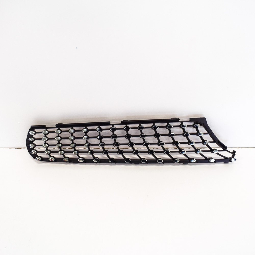 MB C-Klasse W205 Kühlergrill-Abdeckung Diamant-Design oben links A2058881960