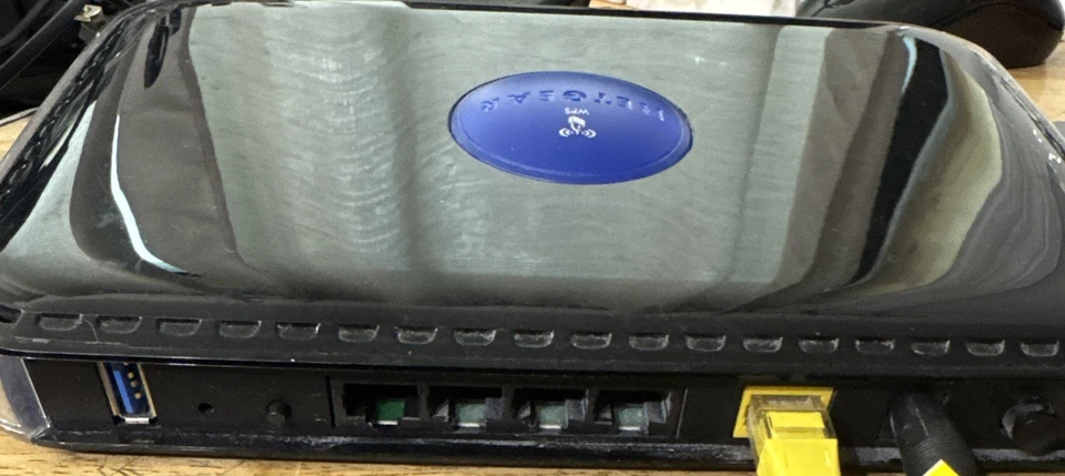 Router Wi-Fi de doble banda Netgear WNDR3400 N600 Foto 4 de 4