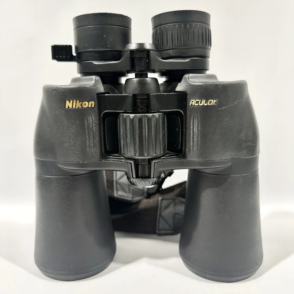 Nikon Aculon A211 Binoculars 10-22x50 3.8 at 10X Zoom Waterproof w/ Case + Strap - Image 3 of 4