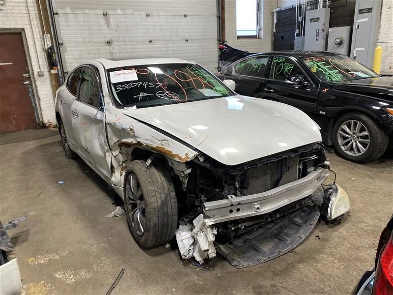 REAR DOOR Infiniti M35H M37 M56 Q70 11 12 13 14 15 16 17 18 Left White 1252925 Foto 3 de 4