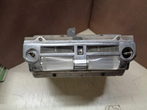 Ford AM Radio 1946 - 48 Deluxe Mercury Adjust O Matic Wonderbar