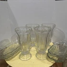 4 VINTAGE OLD FASHIONED Milkshake  Soda Fountain Glasses & 4 Banana Split Boats