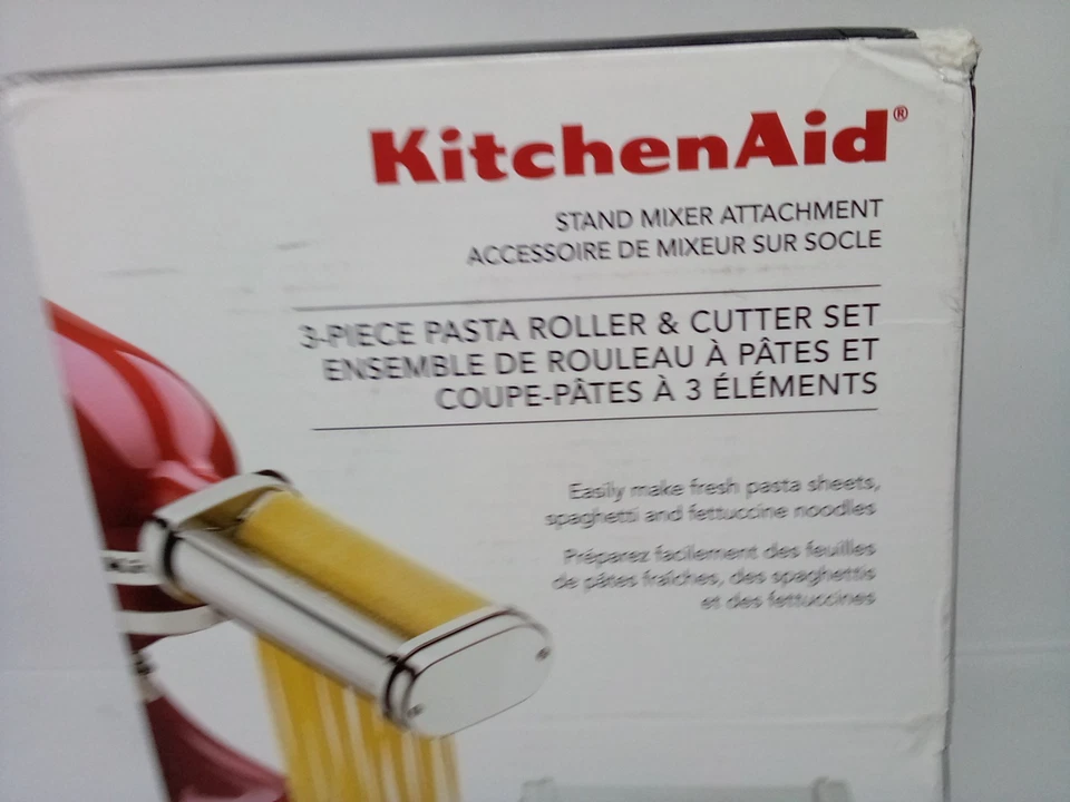 KitchenAid Stand Mixer Attachment 3-Piece pasta roller & cutter set {KSMPRA} - Image 3 of 4