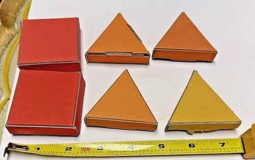 OLD VINTAGE IDEAL TAMMY TOY DOLL HOUSE CARDBOARD  TRIANGLE SQUARE PILLOWS LOT