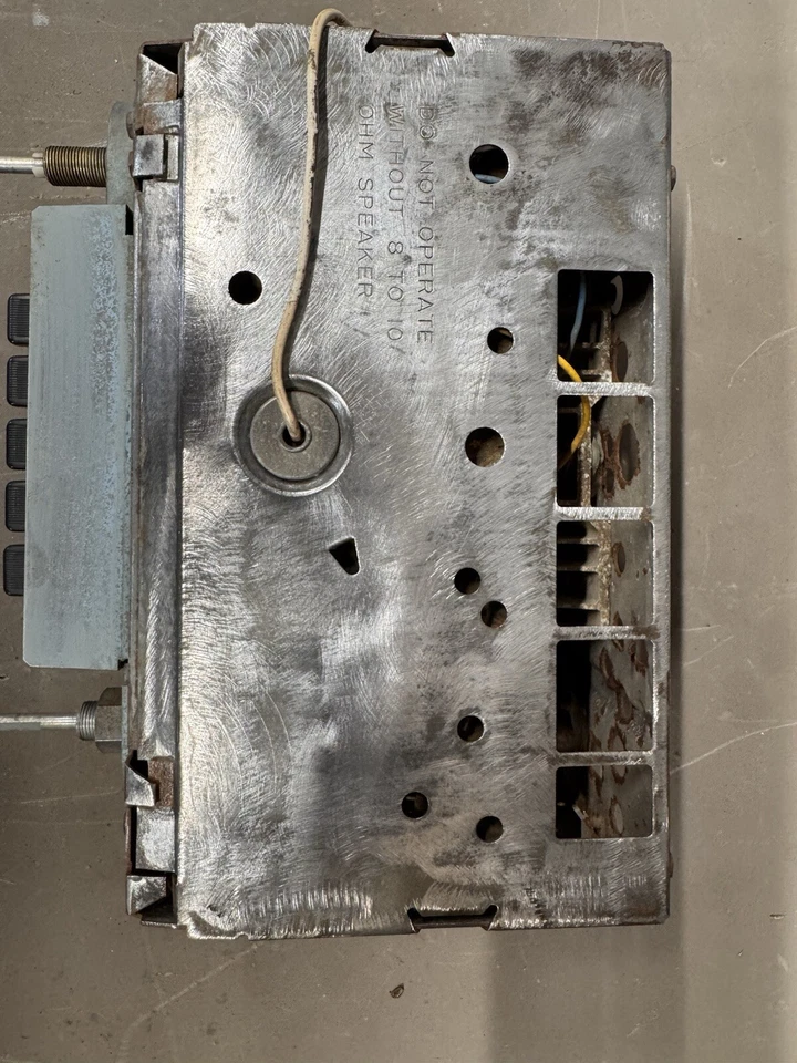 Pontiac GTO Grand Prix 1969-1972 Lemans Tempest AM Delco Radio tablero Catalina OEM Foto 4 de 4