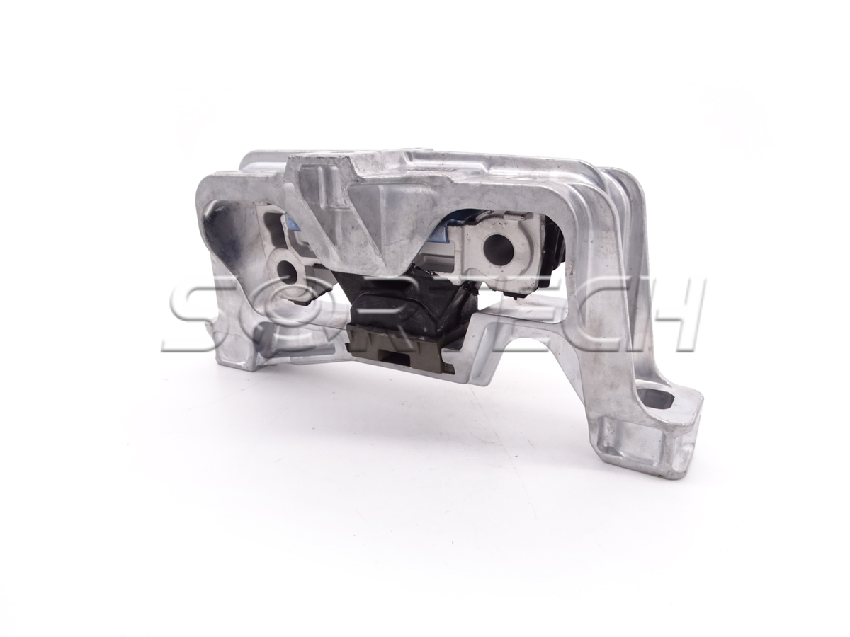 Right Engine Mount for Mercedes 2462402517 W176 W246 C117 X156