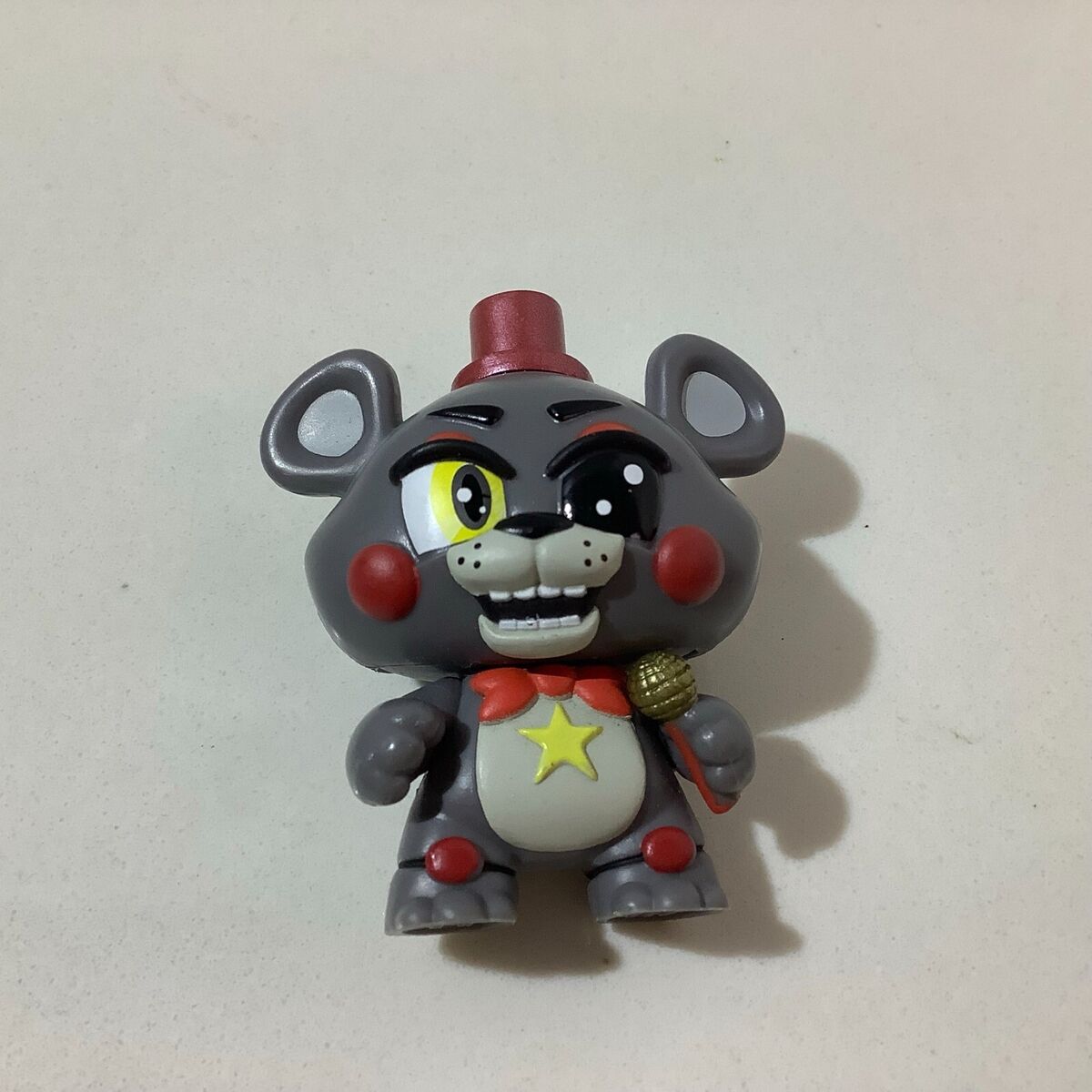  Five Nights at Freddy's Pizza Simulator - Lefty Collectible  Figure : Toys & Games