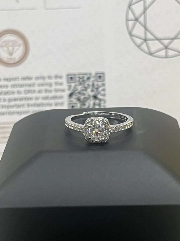 VVS1 diamond engagement ring (US Size 6-9) - Image 3 of 4