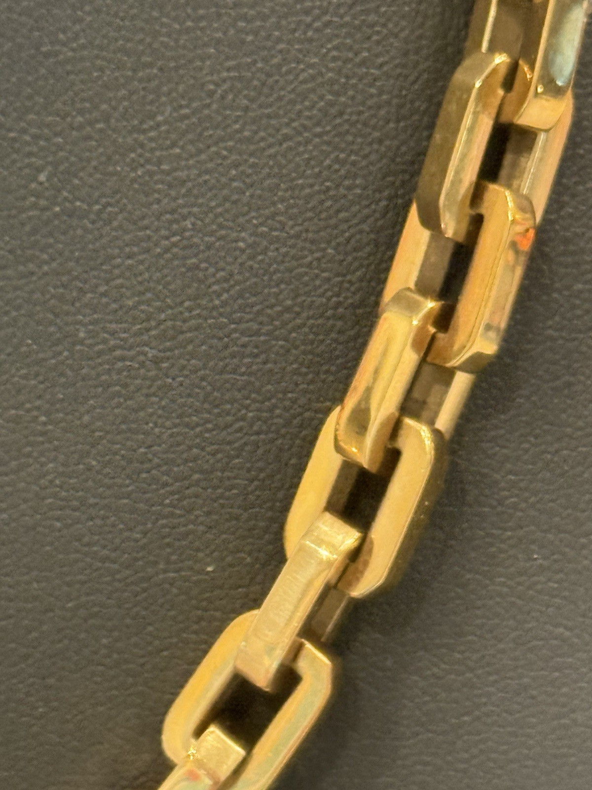 Picture 2 of 10
