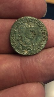 HERMOSA MONEDA DE BRONCE DE CARAUSIUS