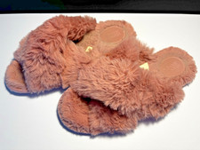 Women's Paris Crossband Faux Fur Slippers Stars Above Pink L 9-10 