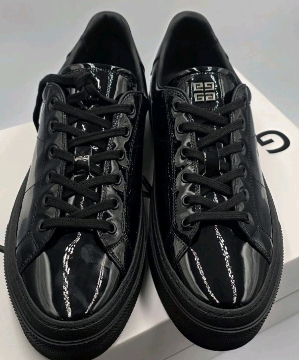 GIVENCHY CITY PLATEFORM SNEAK スニーカー Givenchy Men's City Sport Black Patent Leather Sneakers