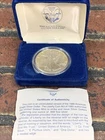 1988 USA - One Dollar American Eagle - 1oz Fine Silver / Blue Velvet Box