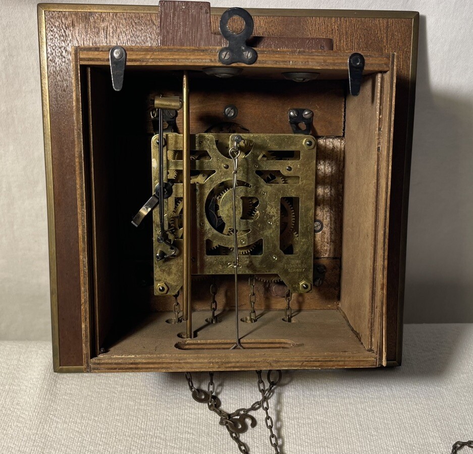 Rare! STYLE KING - CUCKOO CLOCK MFG CO INC