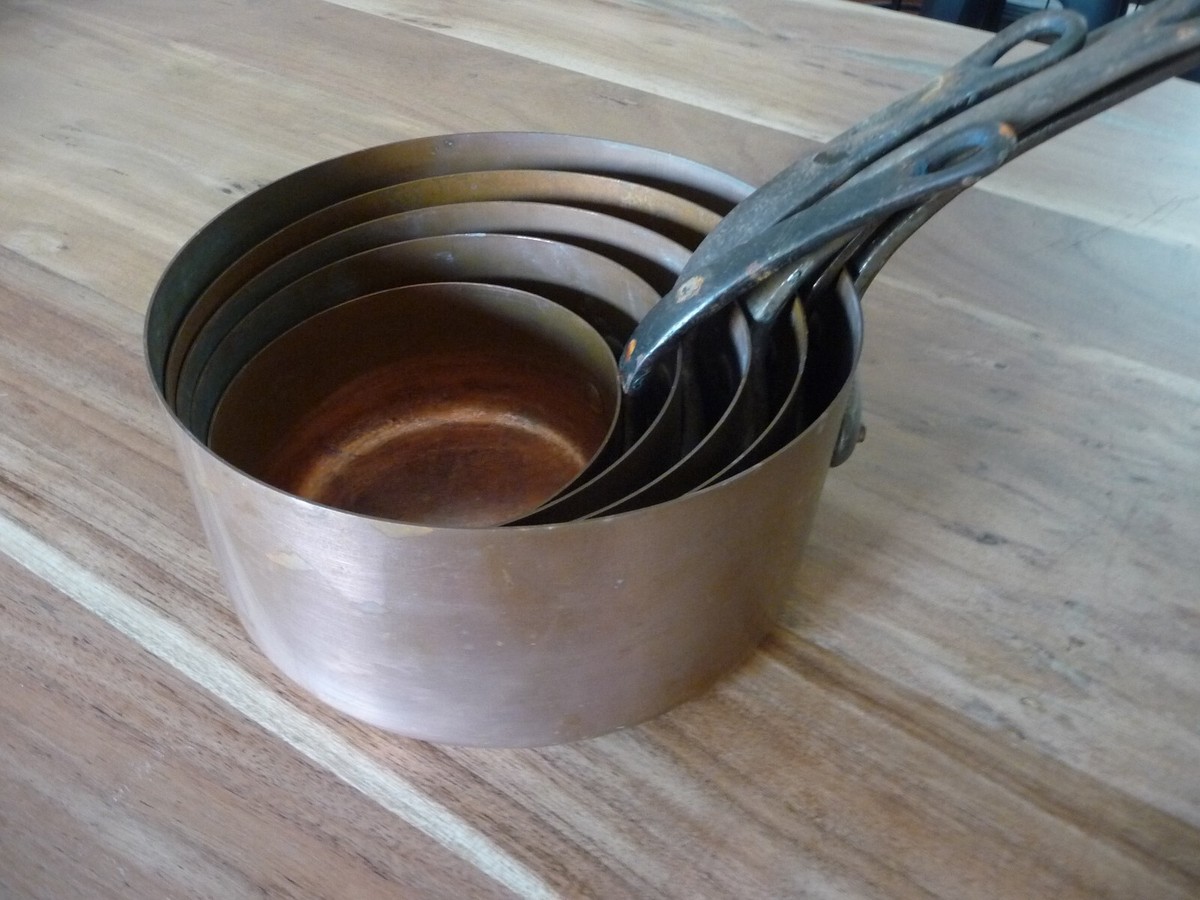 Cuivre Français | Série de 5 casseroles en cuivre alimentaire Français, signées Les Cuivres De Faucogney - France