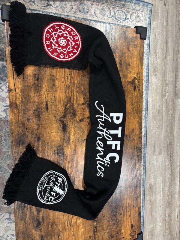 Official PTFC Authentics Portland Timbers & Thorns FC Knit Soccer Scarf Black Do