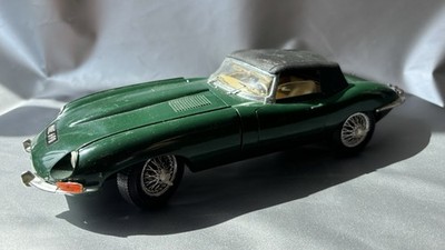 Polistil Jaguar XK-E E-Type 4.2 Litre1:16 Made in Italy TG8 British Racing Green