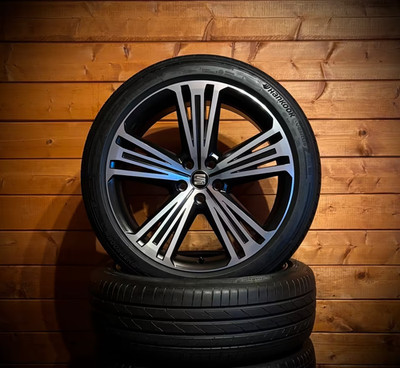 Seat Tarraco KN2 Supreme 20 Zoll Felgen Sommerreifen Sommerräder 5FJ601025B