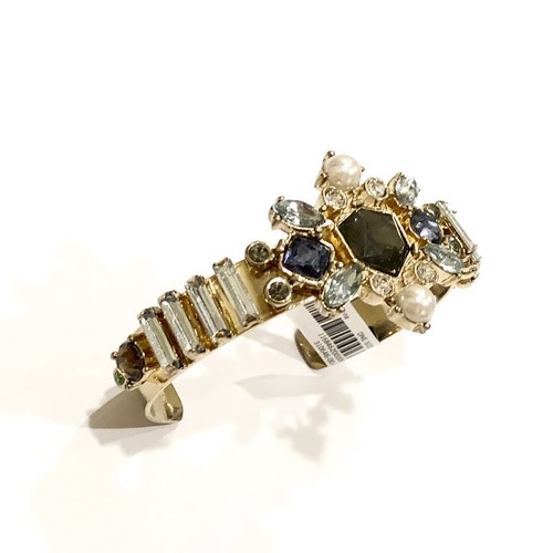Banana Republic Women's Crystal Baguette Pearl Cuff Midnight Bracelet NWT 48 - Picture 3 of 12