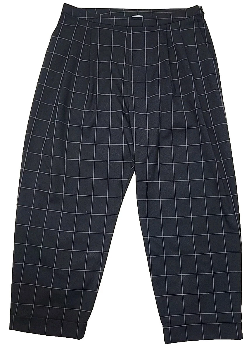 GREI. New York Women's Pleated Capri Pants Size 3 Lagenlook Blue Windowpane
