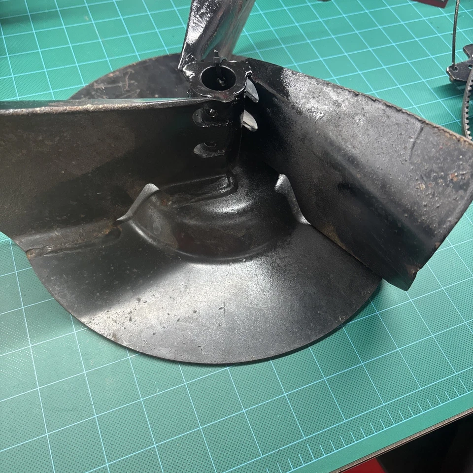 Soplador de nieve Bolens 1745799 524 724 824 ventilador impulsor NLA usado Foto 4 de 4