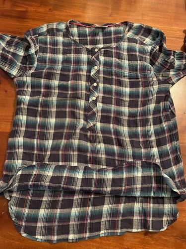 C&C California Womens pullover roll tab sleeve Blouse 3/4 button up plaid sz M - Picture 6 of 8