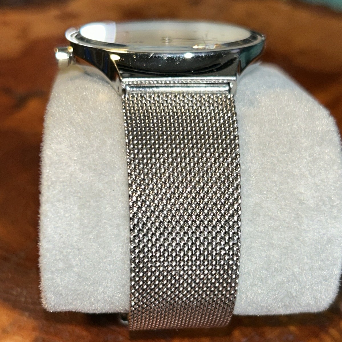Skagen SKW2823 Freja Silver Tone Stainless Steel Mesh Band  display picture 3