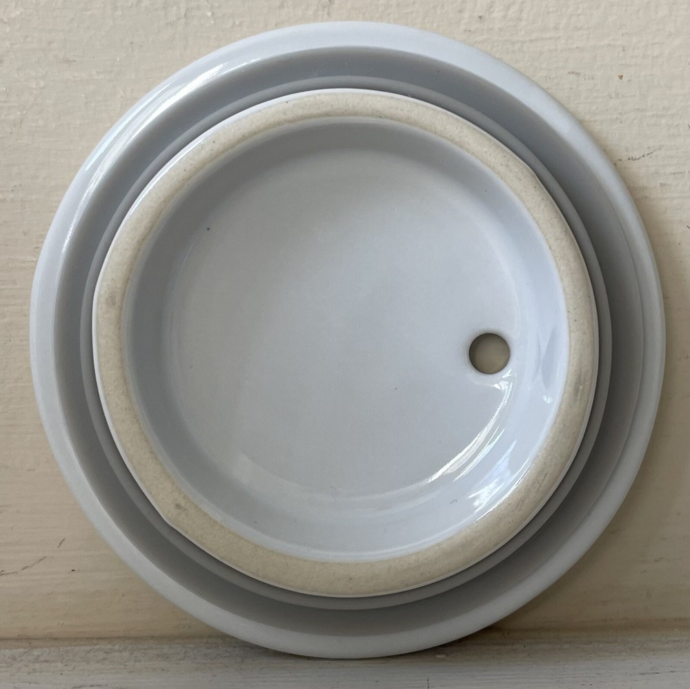 Pampered Chef Microwave Egg Cooker Perfect for Quick Breakfasts