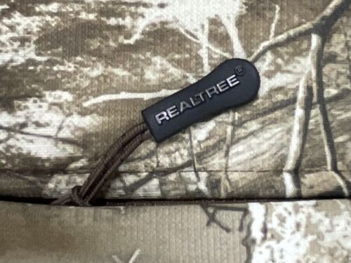 Realtree Men's MEDIUM Camo Hoodie with Front Zipped Pockets - Picture 10 of 13