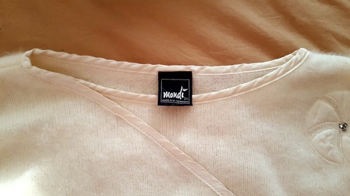 Lovely Vtg. Mondi Angora~Lambswool~ Beaded~Satin Sweater SZ 34~Made In W Germany - Picture 6 of 8