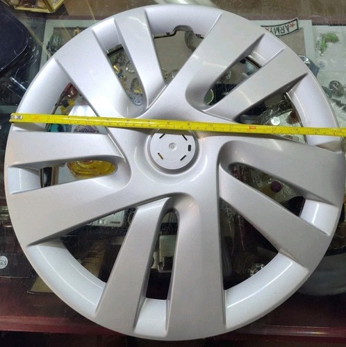 Nissan Versa Hubcap Wheel Cover Automotive PA66 MD15 40315 3LMOA B549 Mold# 2659 - Picture 4 of 4