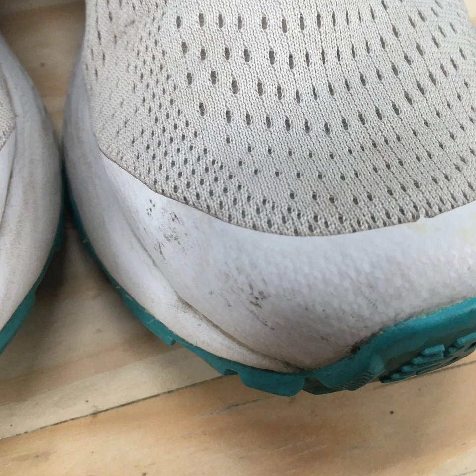 New Balance Zapatos Mujer 10 520 V5 Tenis para Correr Blanco Con Cordones Parte Superior Baja W520CG5 Foto 3 de 4