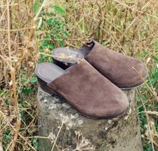 Doen Anouk Chocolate Suede Clogs Size 39 NEW