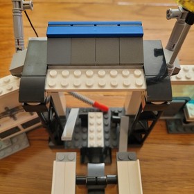 LEGO SPEED CHAMPIONS Porsche 919 Hybrid and 917K Pit Lane 75876  Incomplete READ