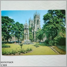 The Minster and Boer War Memorial York Postcard (P1369)