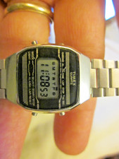 Retro 1970s Timex K Cell Quartz Digital Watch/WORKS PERFECT!