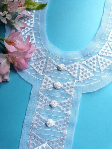 Textiles anciens du XXe siècle broderies