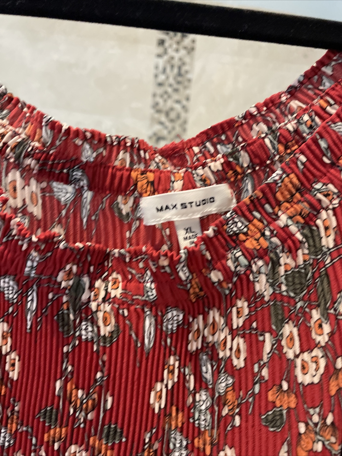 Womens Max Studio Blouse Shirt Sz Xl Red Orange Fall Print  Pleated