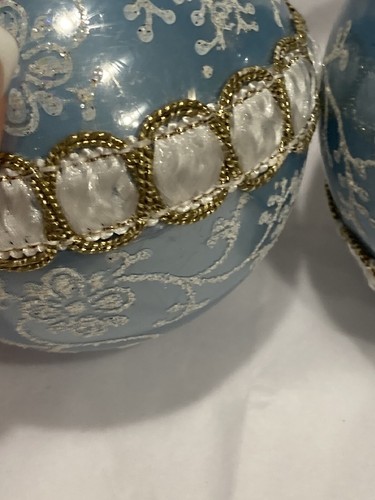 VTG West Germany Light Blue Victorian Glitter Floral Swirls Lace Glass Ball (3)! - Picture 7 of 14