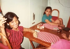 FOUND PHOTOGRAPH Color ORIGINAL Snapshot VINTAGE 36 LA 80 N