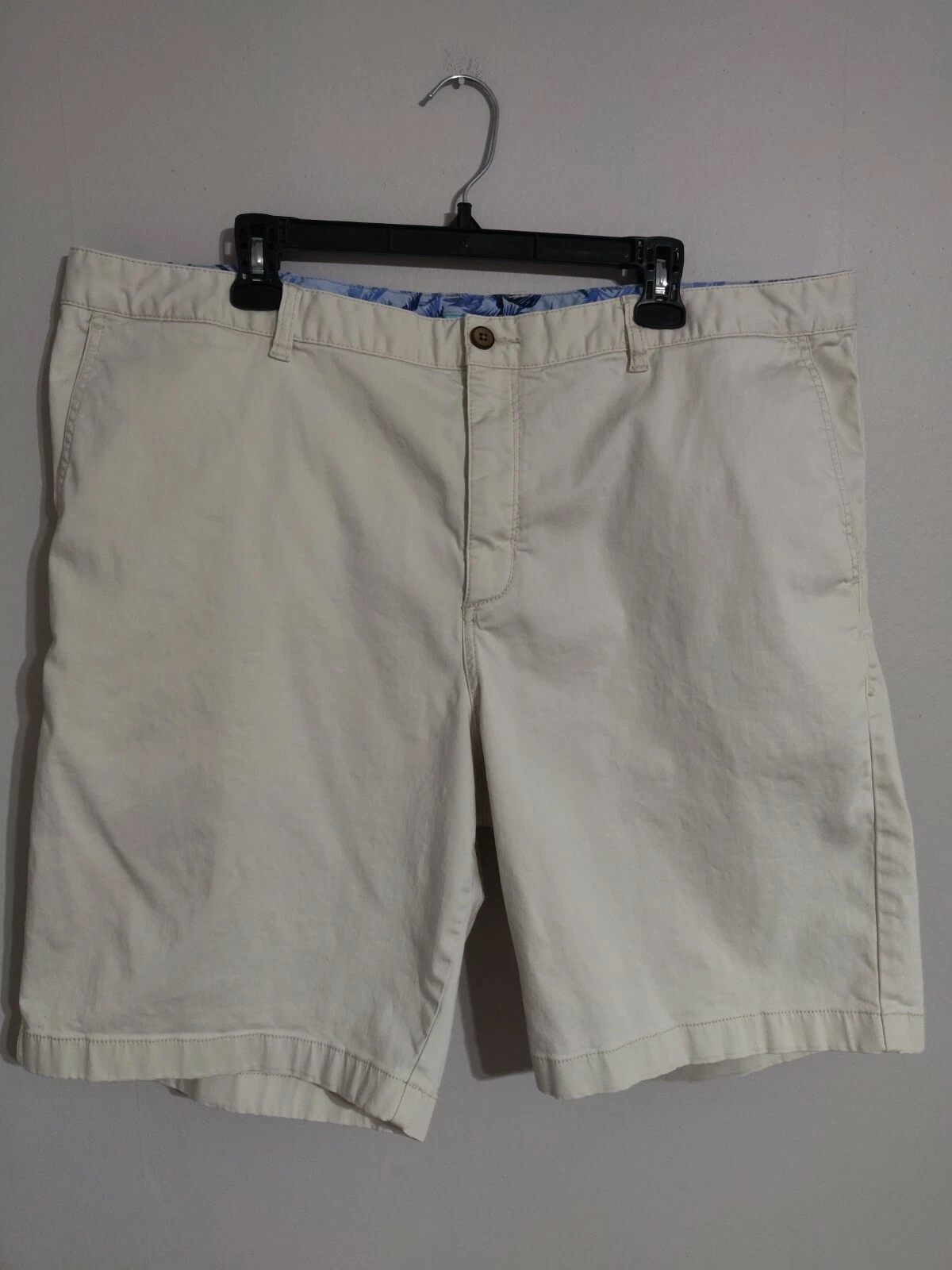 Tommy Bahama Flat Front Cotton Stretch Tencel Lyocell Khaki Shorts - Men's 42