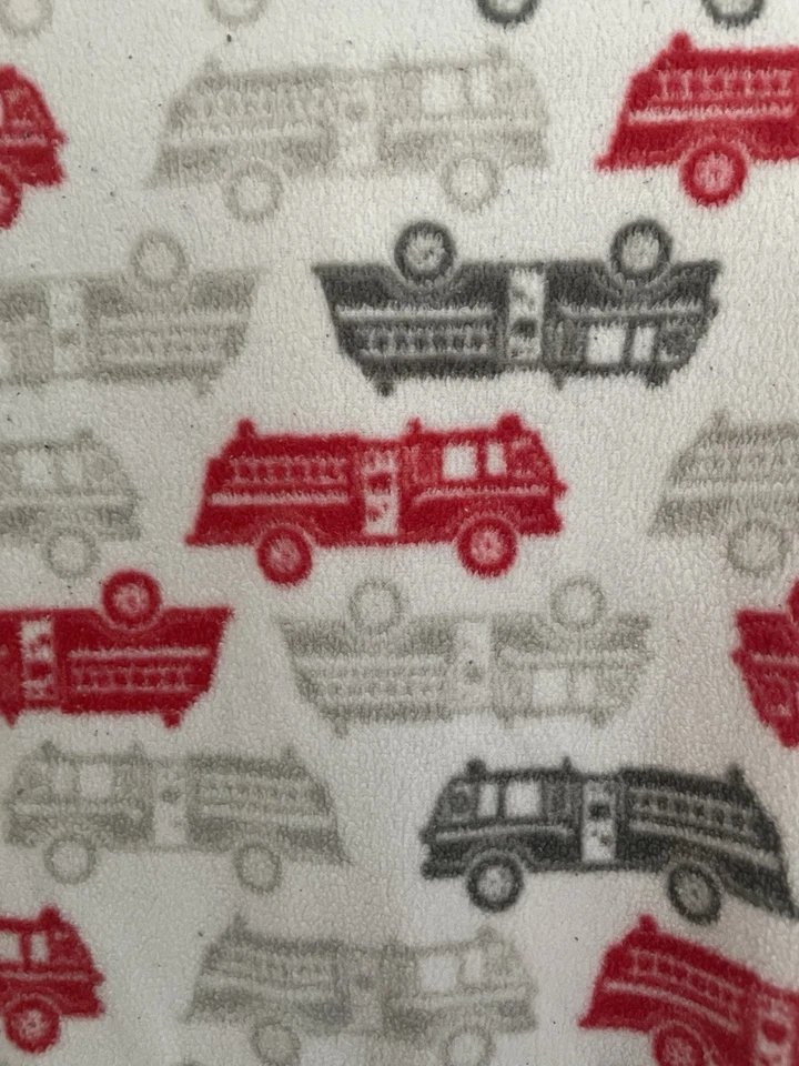 Carter's Baby Boys Allover Fire Trucks Cozy Fleece Snap-Up Sleep & Play White 6M - Imagem 4 de 4