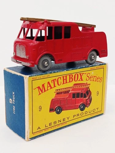 Matchbox Series Lesney No9c Merryweather Marquis Fire Engine GPW Gold Ladder