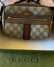 Borsa a tracolla Gucci Ophidia Mini GG Supreme in tela donna beige/avena