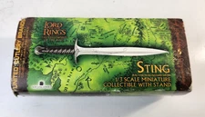 United Cutlery LOTR Sting sword 1/3 scale miniature collectible w/stand 2002 
